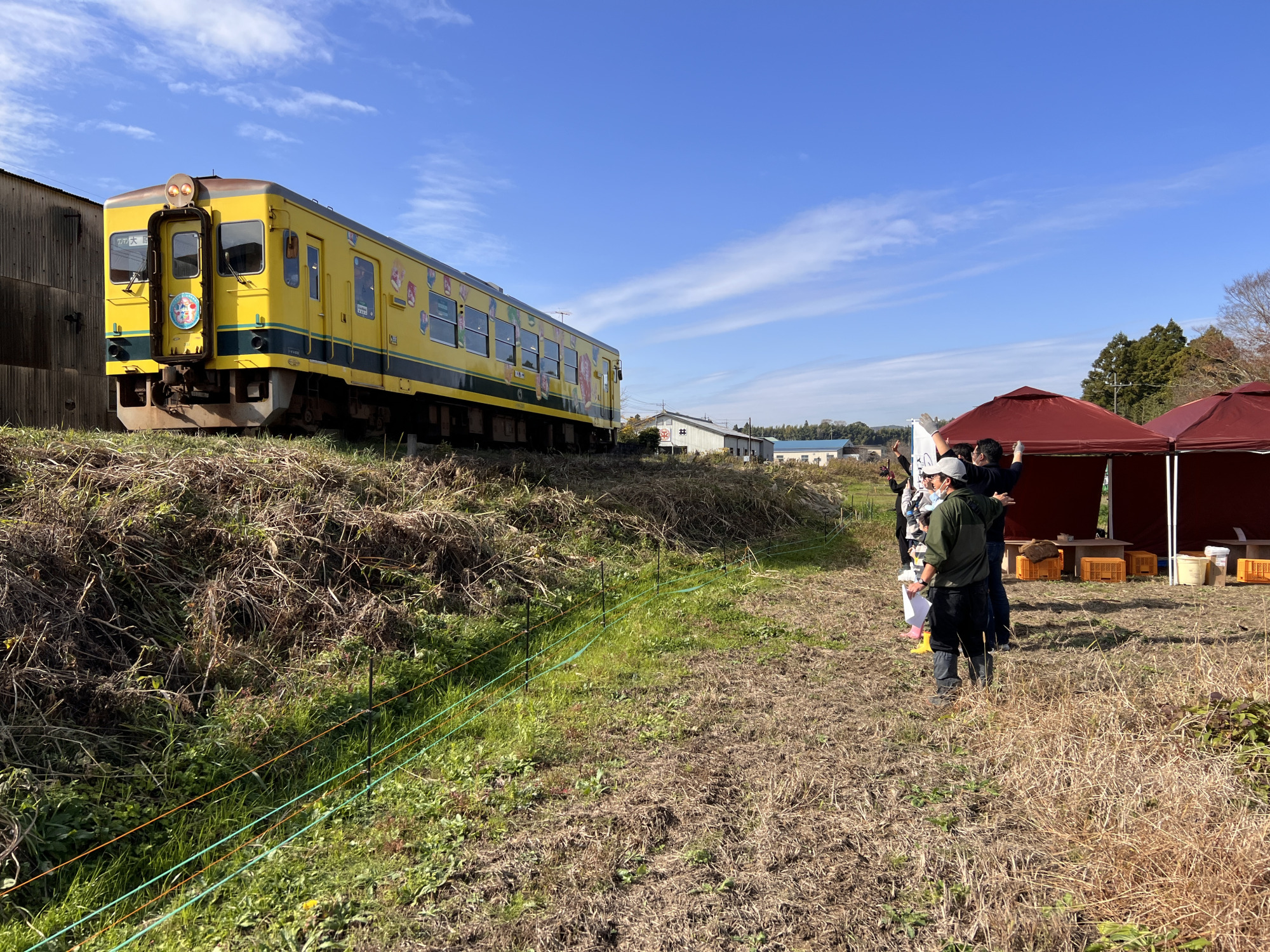 農園の真横をいすみ鉄道が通過するかも⁉